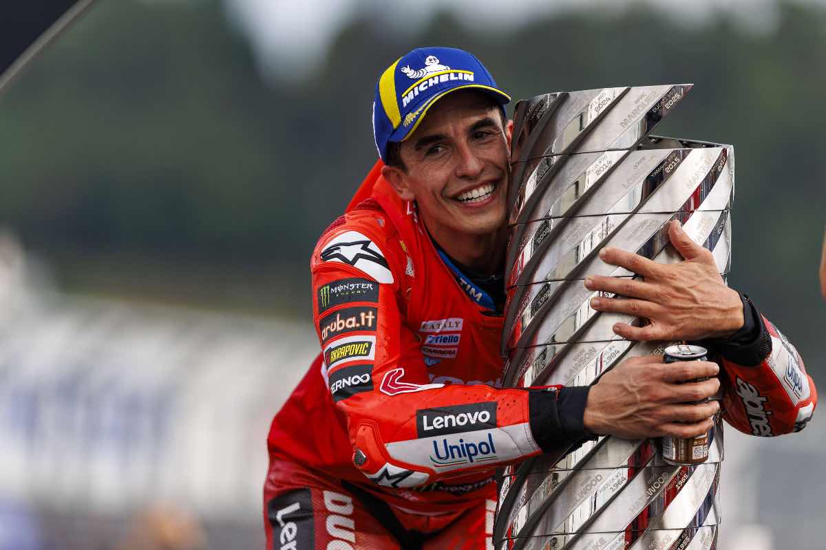 MotoGP, Marquez da brividi