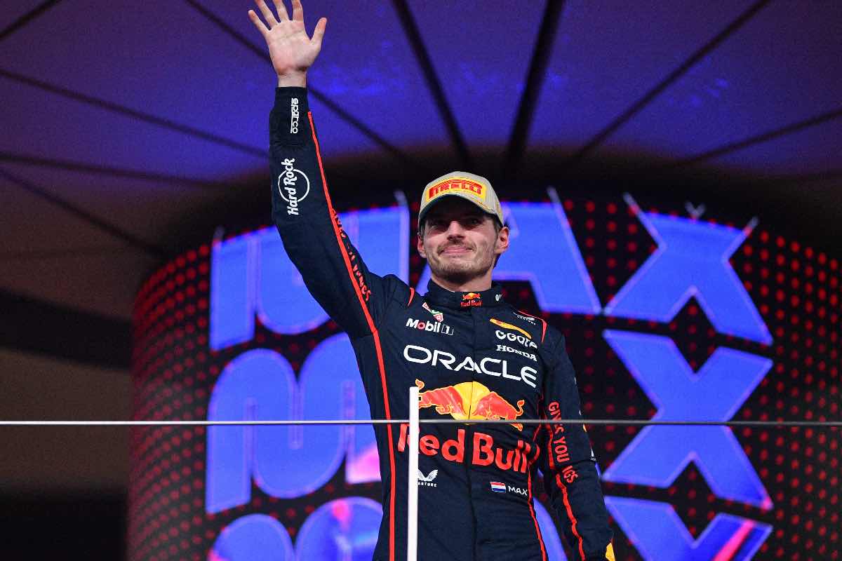 F1, Verstappen svale tutto: la verità sui contatti con Mercedes