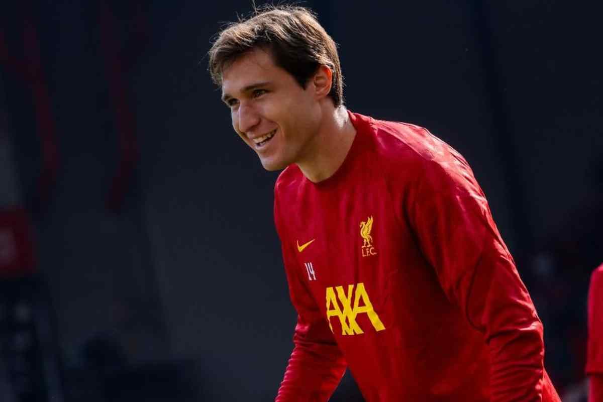 Federico Chiesa sorride