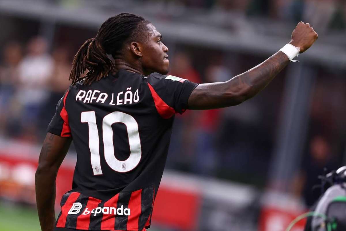 Leao polemiche e parole dure 