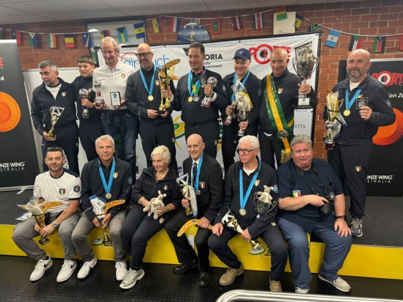 Fossa universaele la squadra italiana 800x600