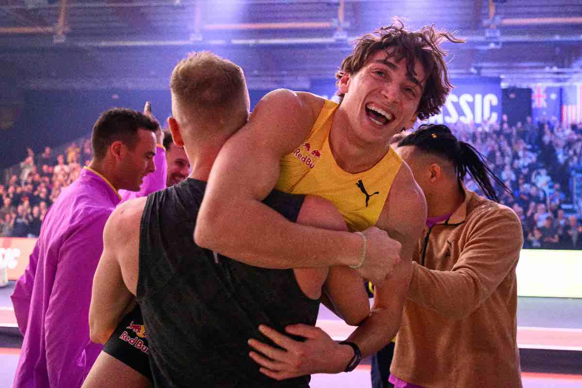 Duplantis record salto con l'asta