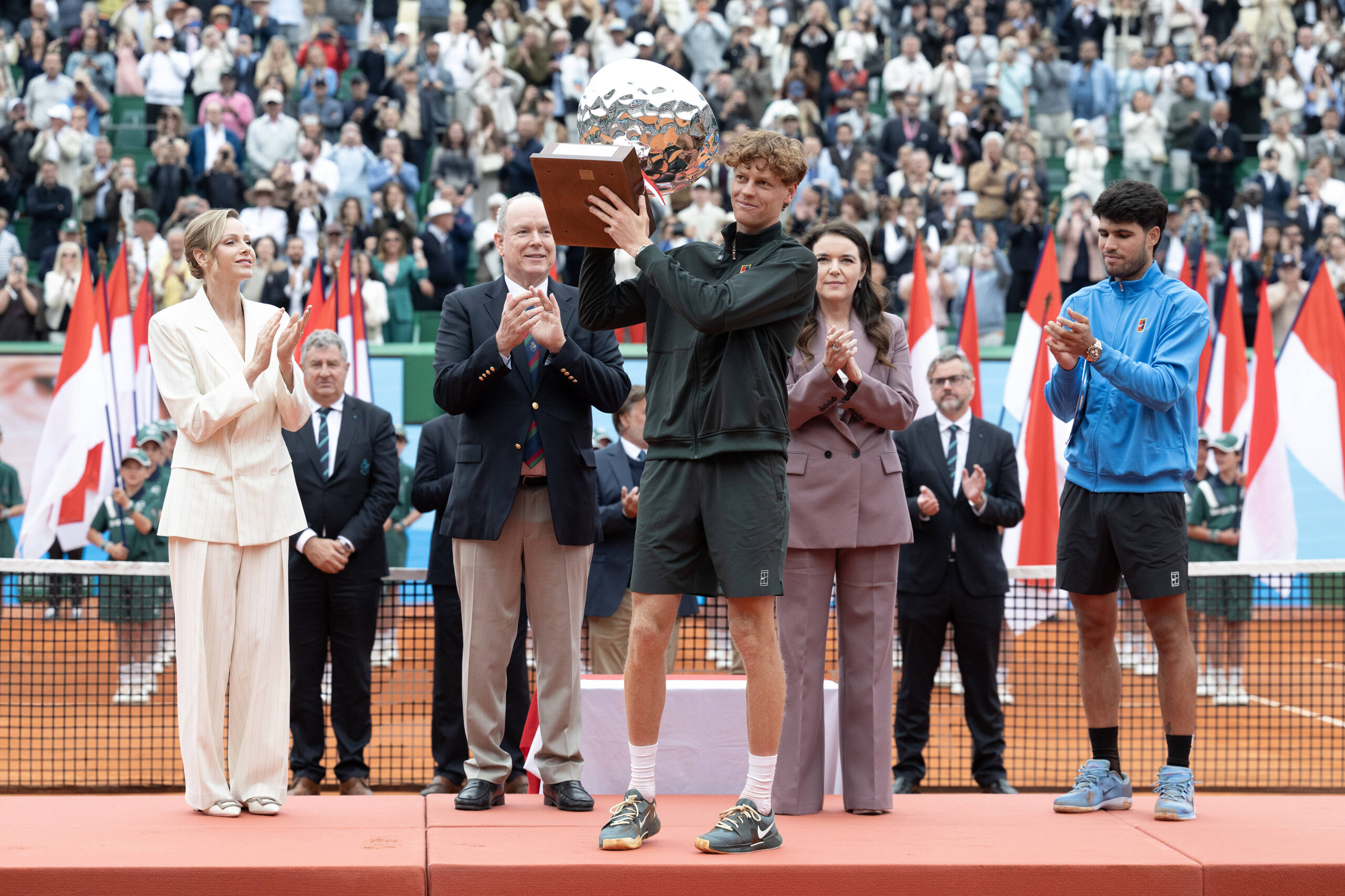 Monaco, Rolex Monte Carlo Masters il Principe Alberto e la Principessa Charlene di Monaco premiano il vincitore Jannik Sinner