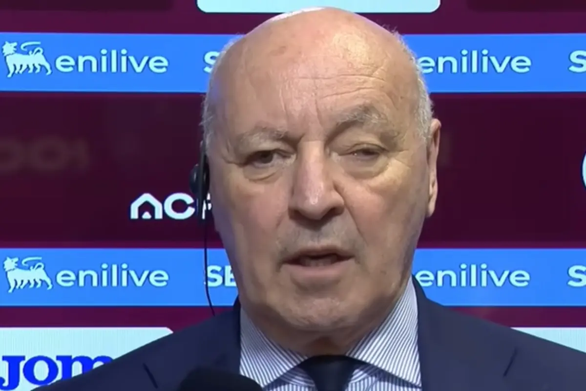 Marotta, presidente dell'Inter, risponde alle domande dei giornalisti
