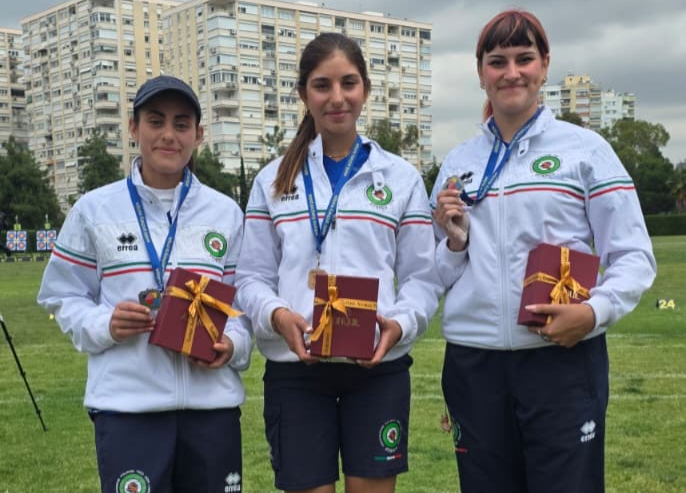 Squadra femminile co argento